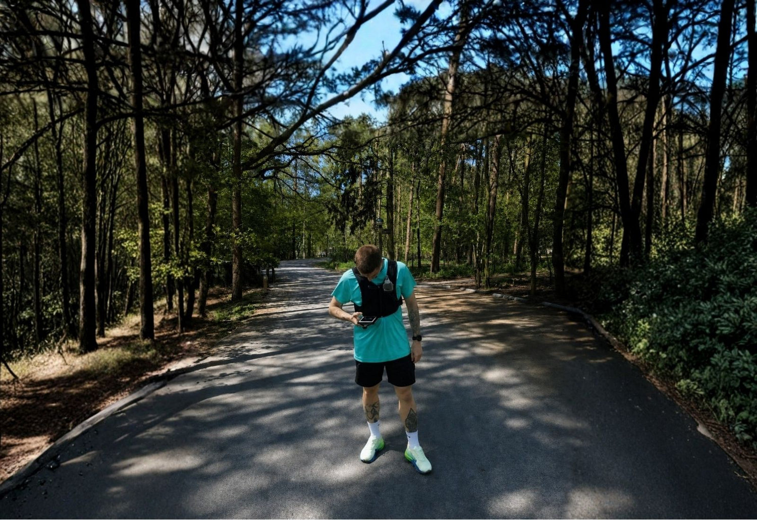 Why More Runners Are Choosing a Running Vest with Magnetic Phone Access